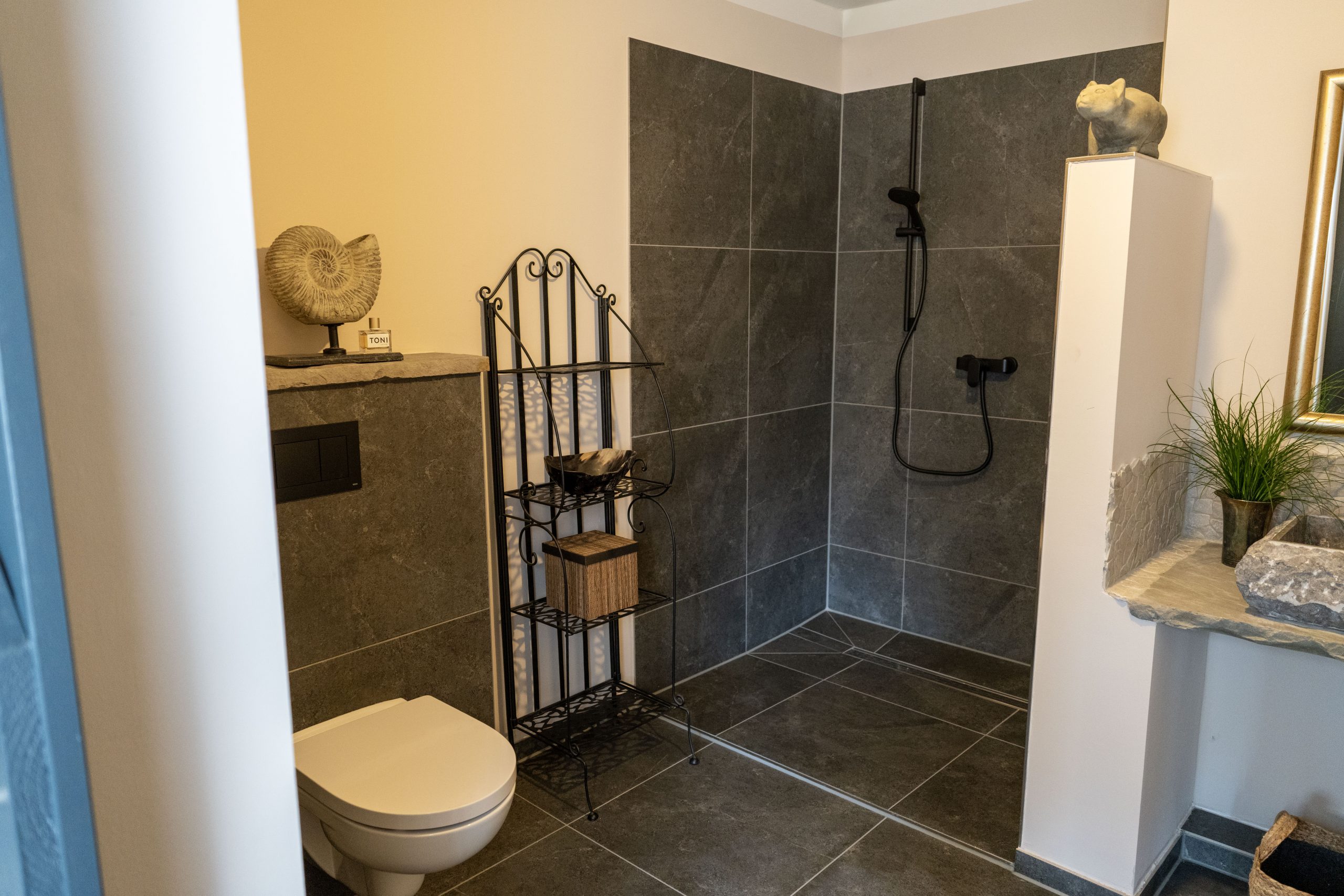 Suite Paul Bad mit Dusche